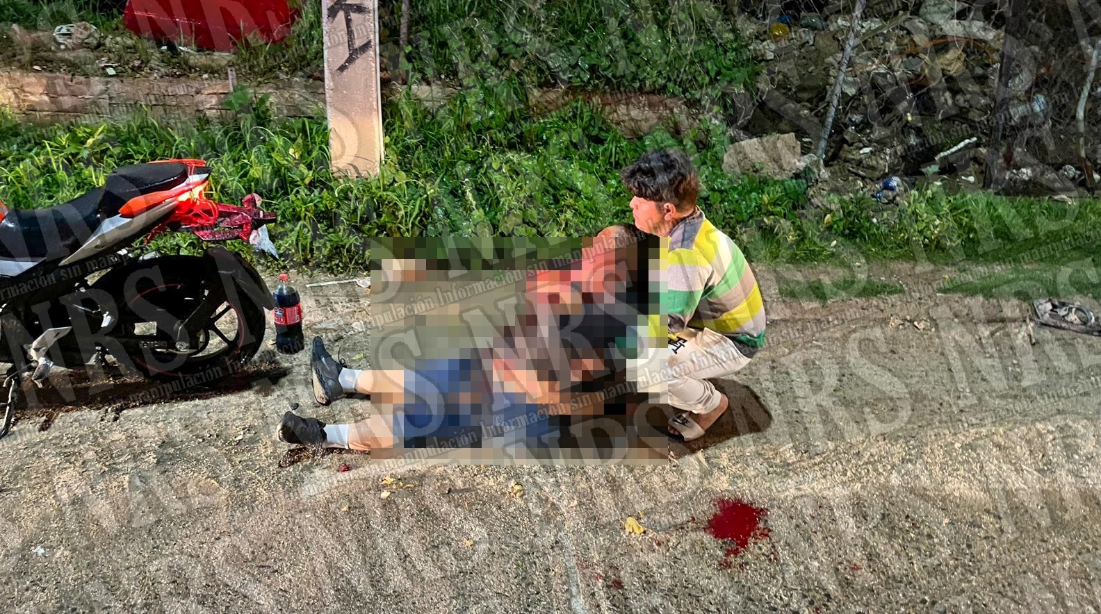 “La cazaron”: Ex policía es brutalmente atacada en las calles de León 😱