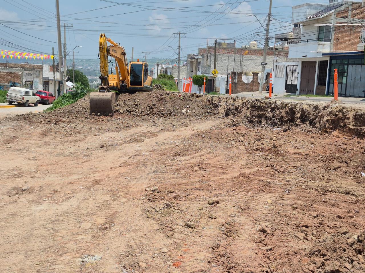 🚧 ¡Ojo, conductores! Arranca pavimentación de avenida Salamina
