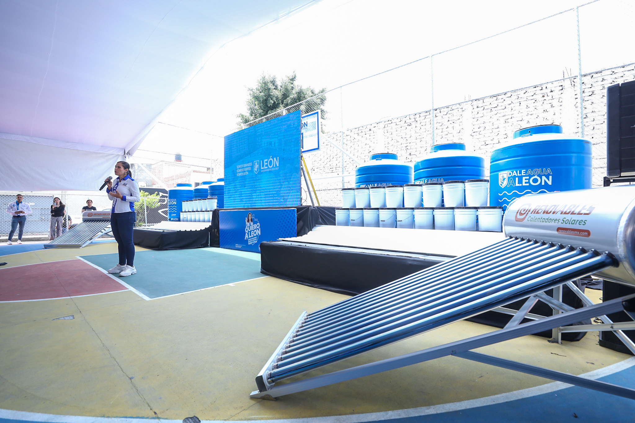 Más de 38 mil familias leonesas mejoran su vivienda con el programa Hogar Digno