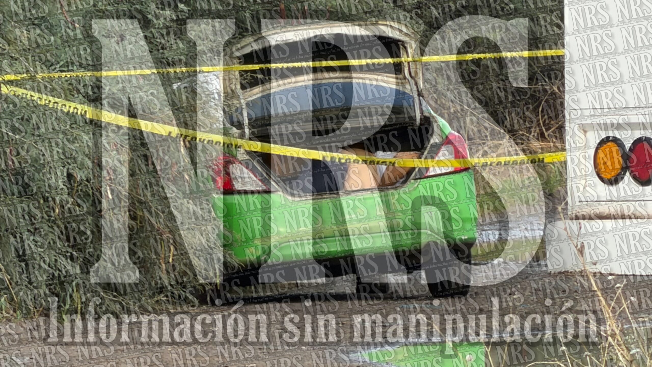 LOCALIZAN A TAXISTA EJECUTADO DENTRO DE LA CAJUELA DE UN VEHÍCULO ABANDONADO EN VILLAS DEL ROCÍO