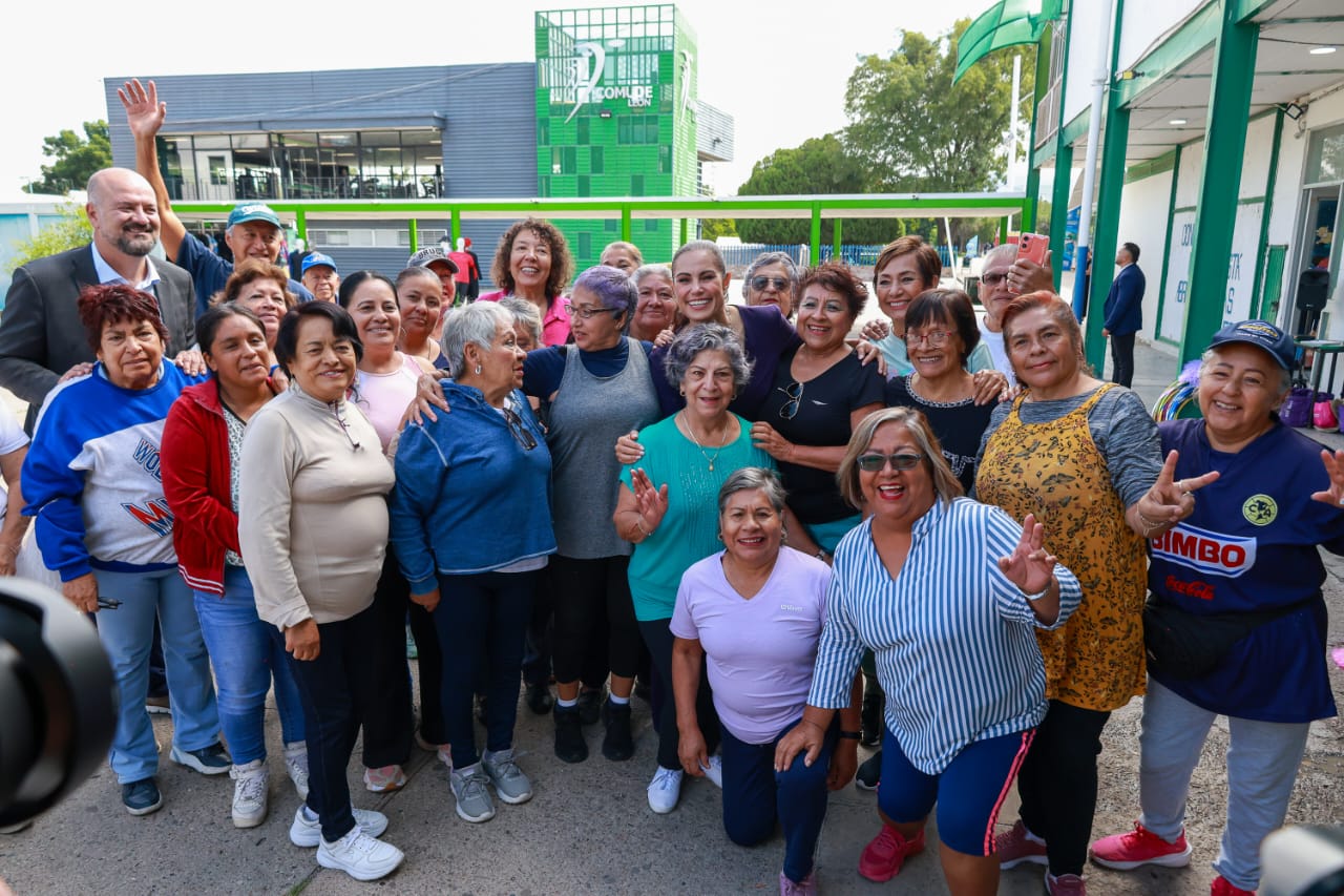 CON SEMANA DE ACTIVIDADES, CELEBRAN DÍA DE LOS ABUELOS
