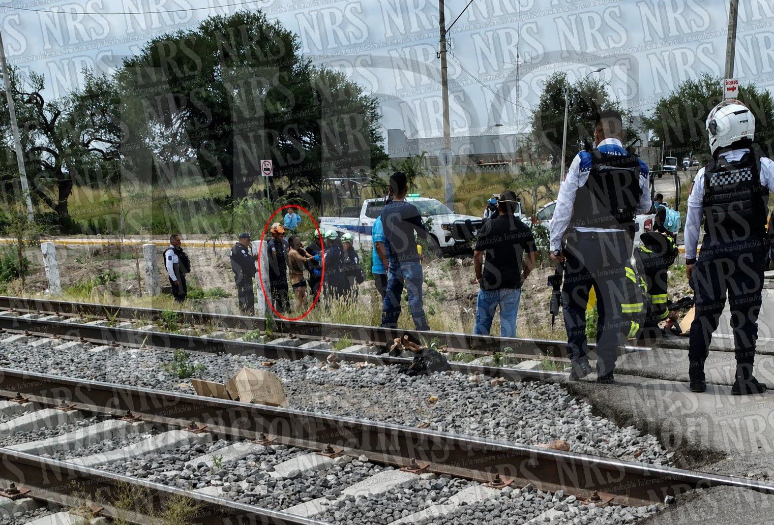 Hombre resulta con quemaduras graves tras incendiarse su ropa mientras viajaba en un tren