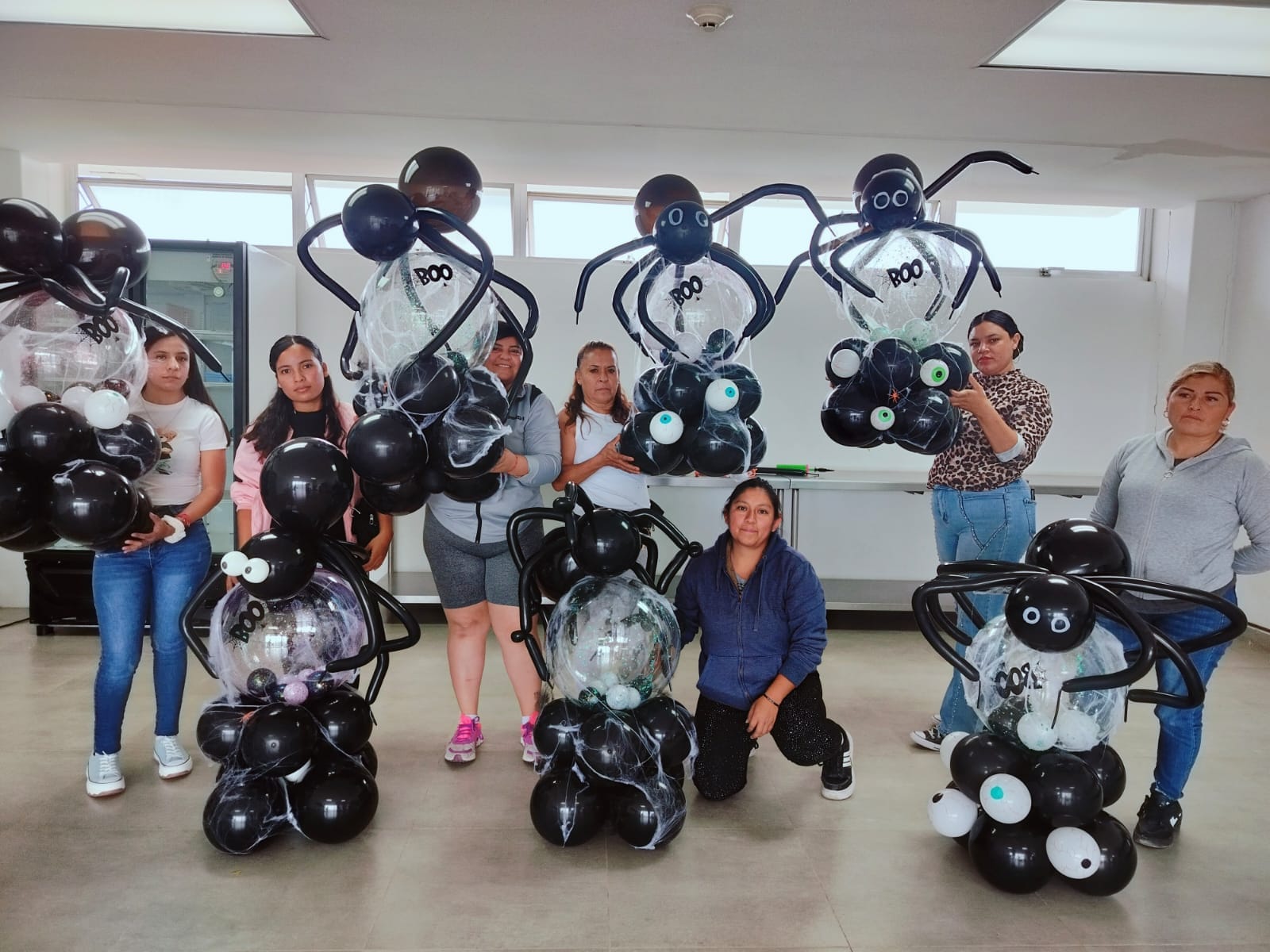 ACERCAN 378 CURSOS Y TALLERES GRATUITOS A LAS FAMILIAS PARA APRENDER Y SALIR ADELANTE
